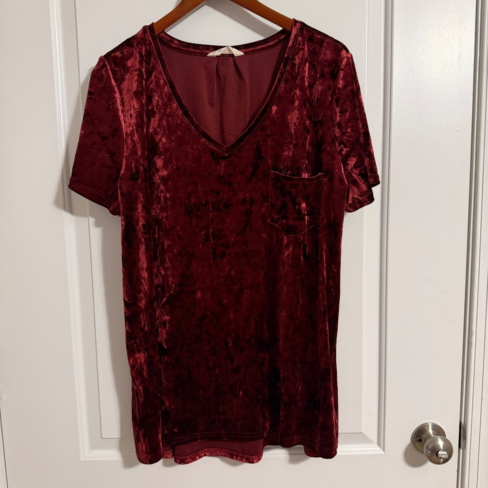 Spring + Mercer Velvet Legging Tee Bordeaux Red V-Neck Pocket Top XL SC1095